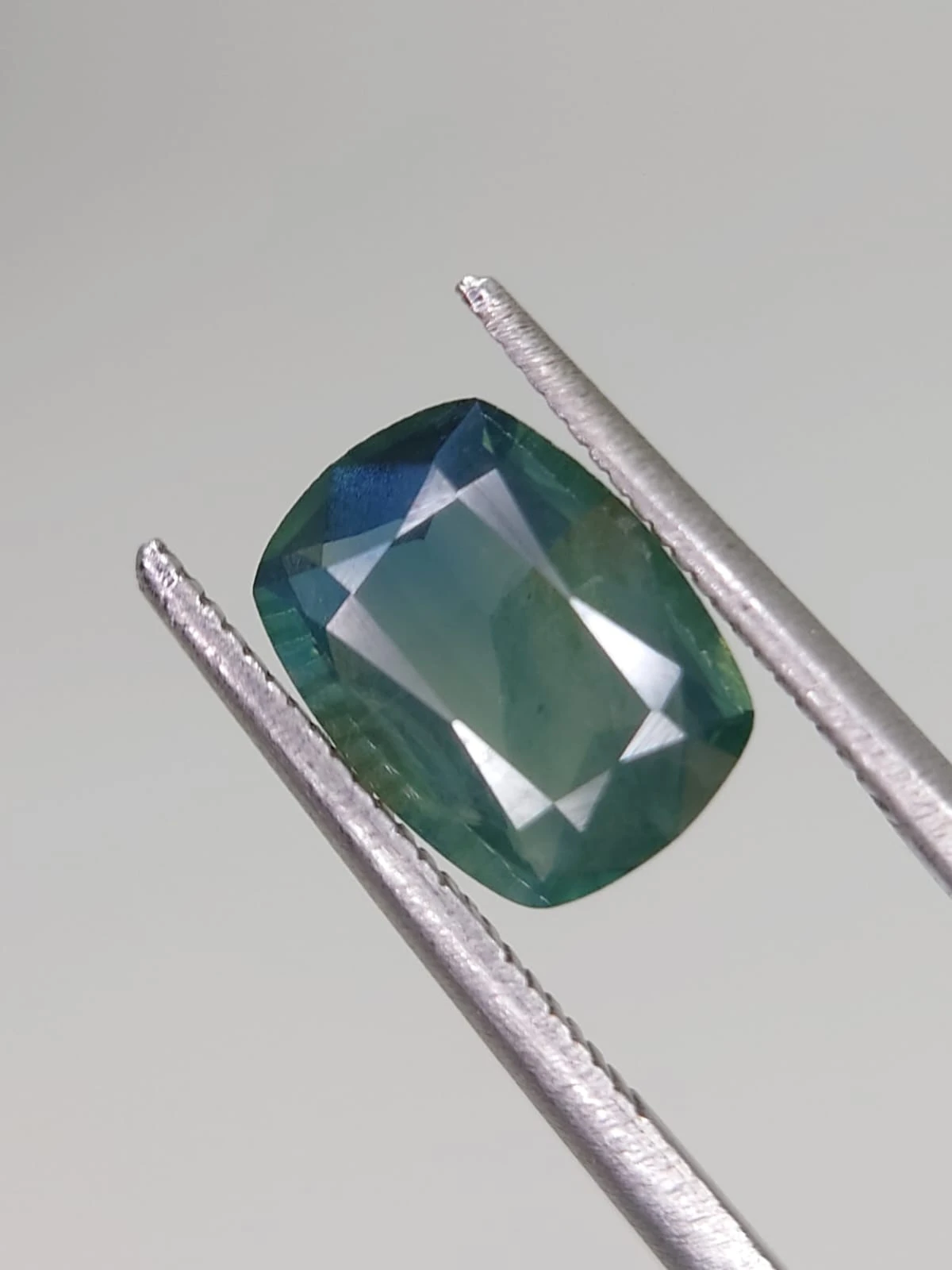 1.9ct Natural Bluish Green Sapphire from Nigeria — view 4